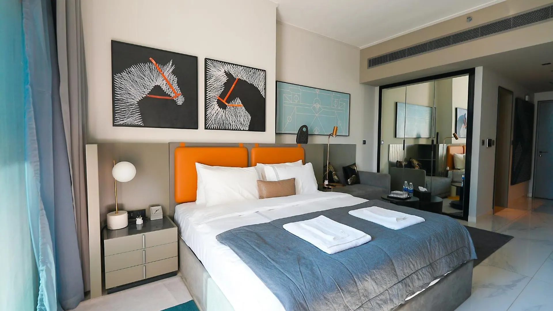 Wohnung Im Stadtzentrum Von Dubai 0*,